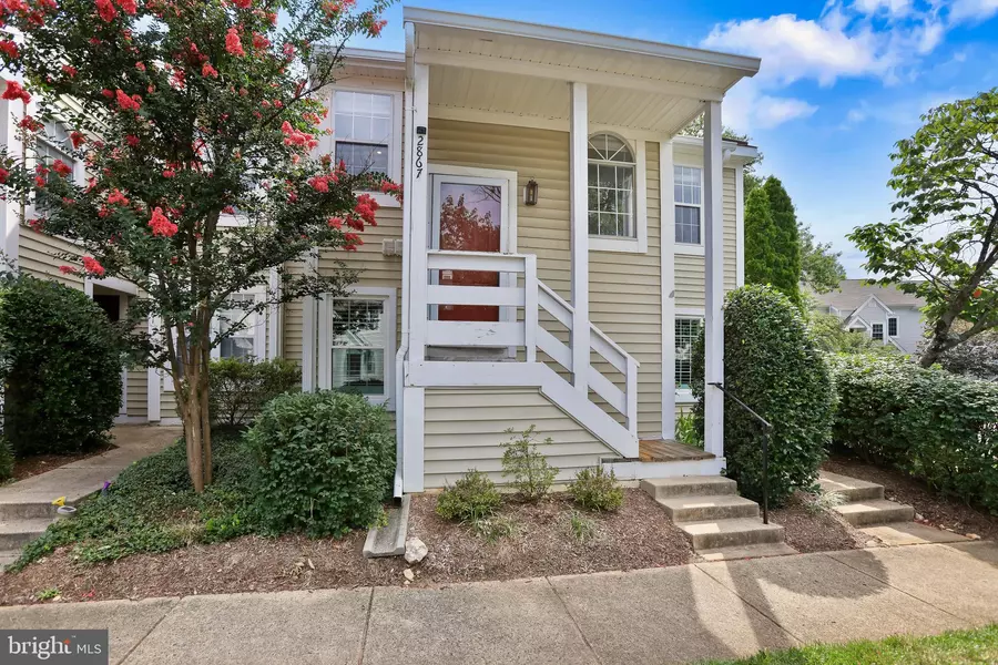 2867 YARLING CT #2867, Falls Church, VA 22042