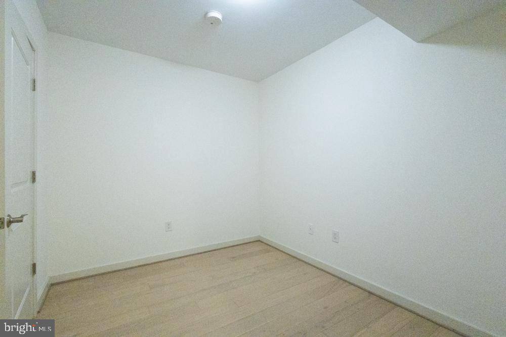 Washington, DC 20003,1025 1ST ST SE #709