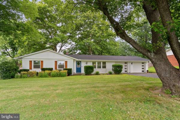5 PIPER RUN AVE, Round Hill, VA 20141
