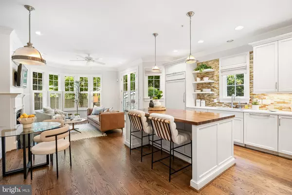 Washington, DC 20016,3515 PORTER ST NW