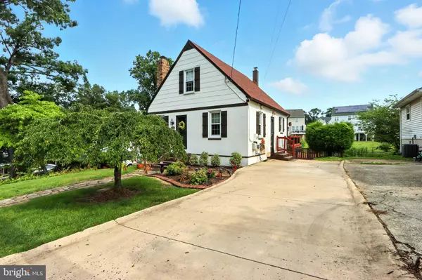 Linthicum Heights, MD 21090,438 KINGWOOD RD