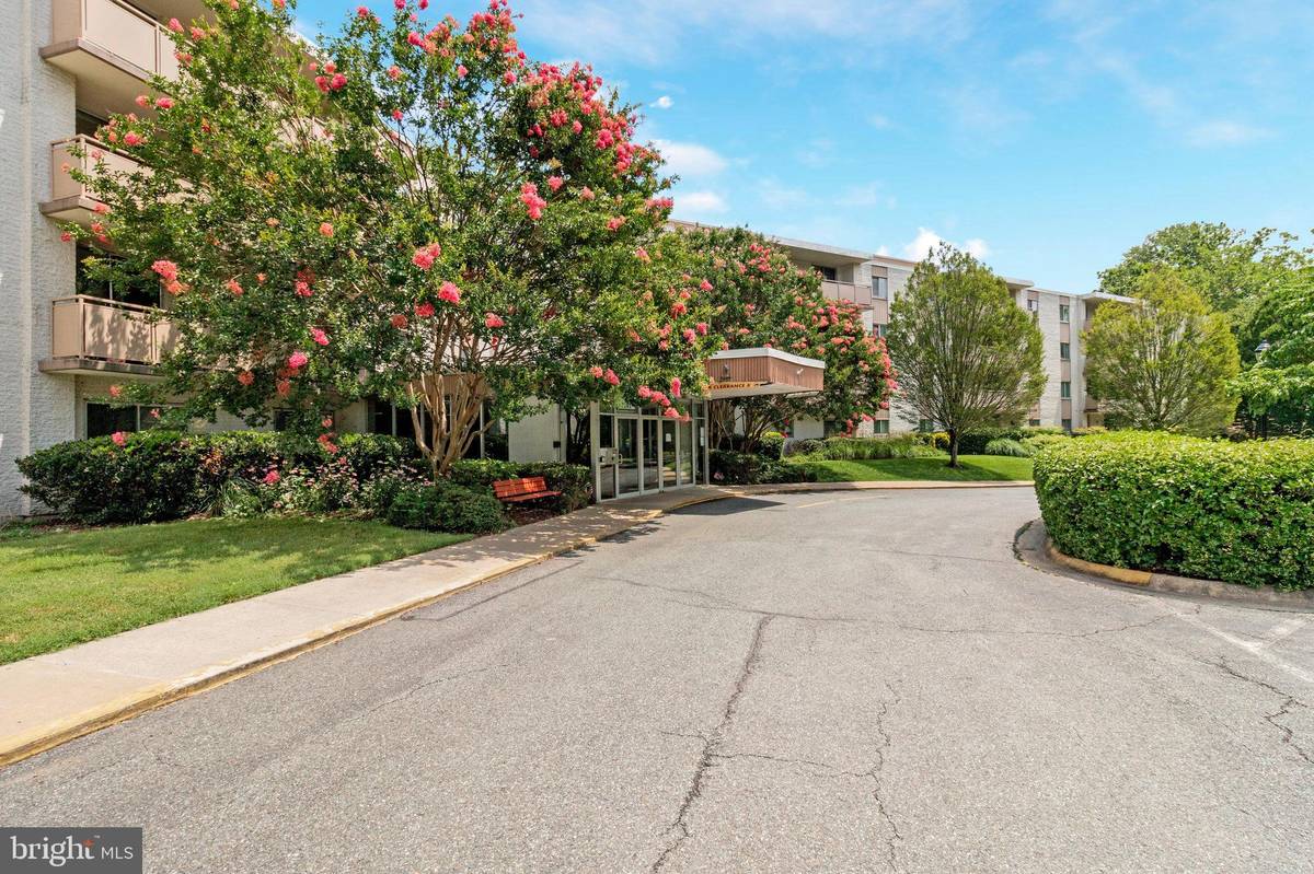 Bethesda, MD 20817,7501 DEMOCRACY BLVD #414