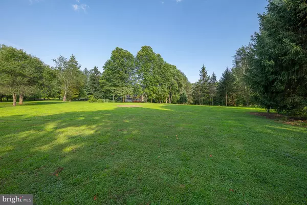 1285 GRADYVILLE RD, Glen Mills, PA 19342