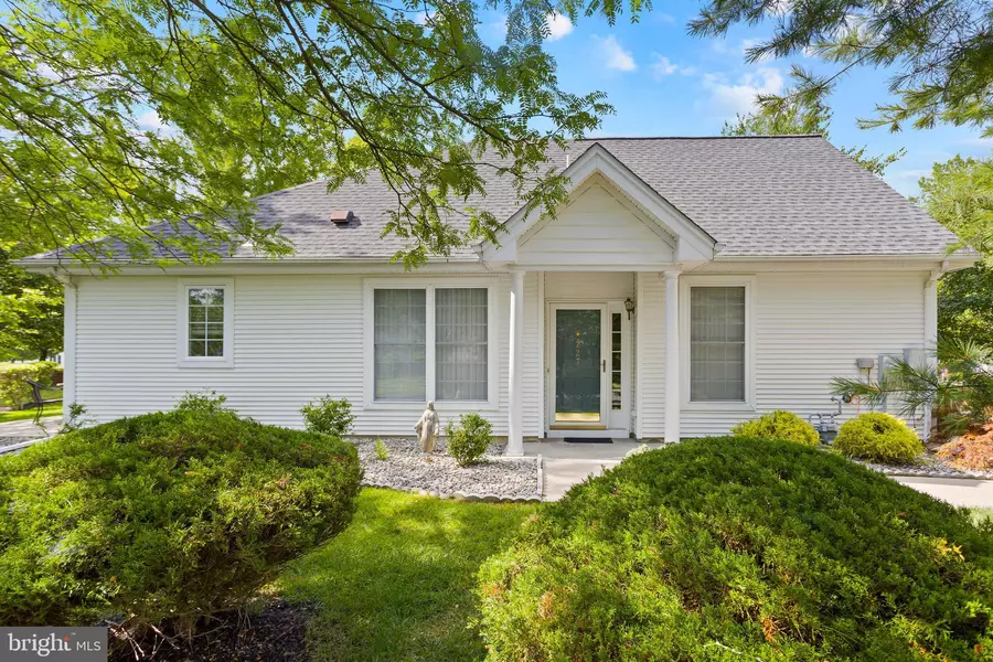 227 BURHOLME DR, Hamilton, NJ 08691