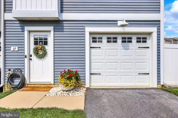 Hanover, PA 17331,37 COOP LN