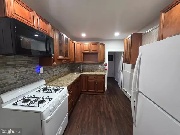 Trenton, NJ 08611,930 S CLINTON AVE