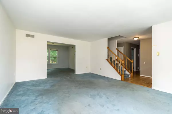Chalfont, PA 18914,114 MICHEALS CT