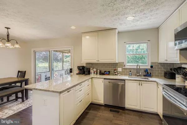 Pasadena, MD 21122,7948 COBBLER LN