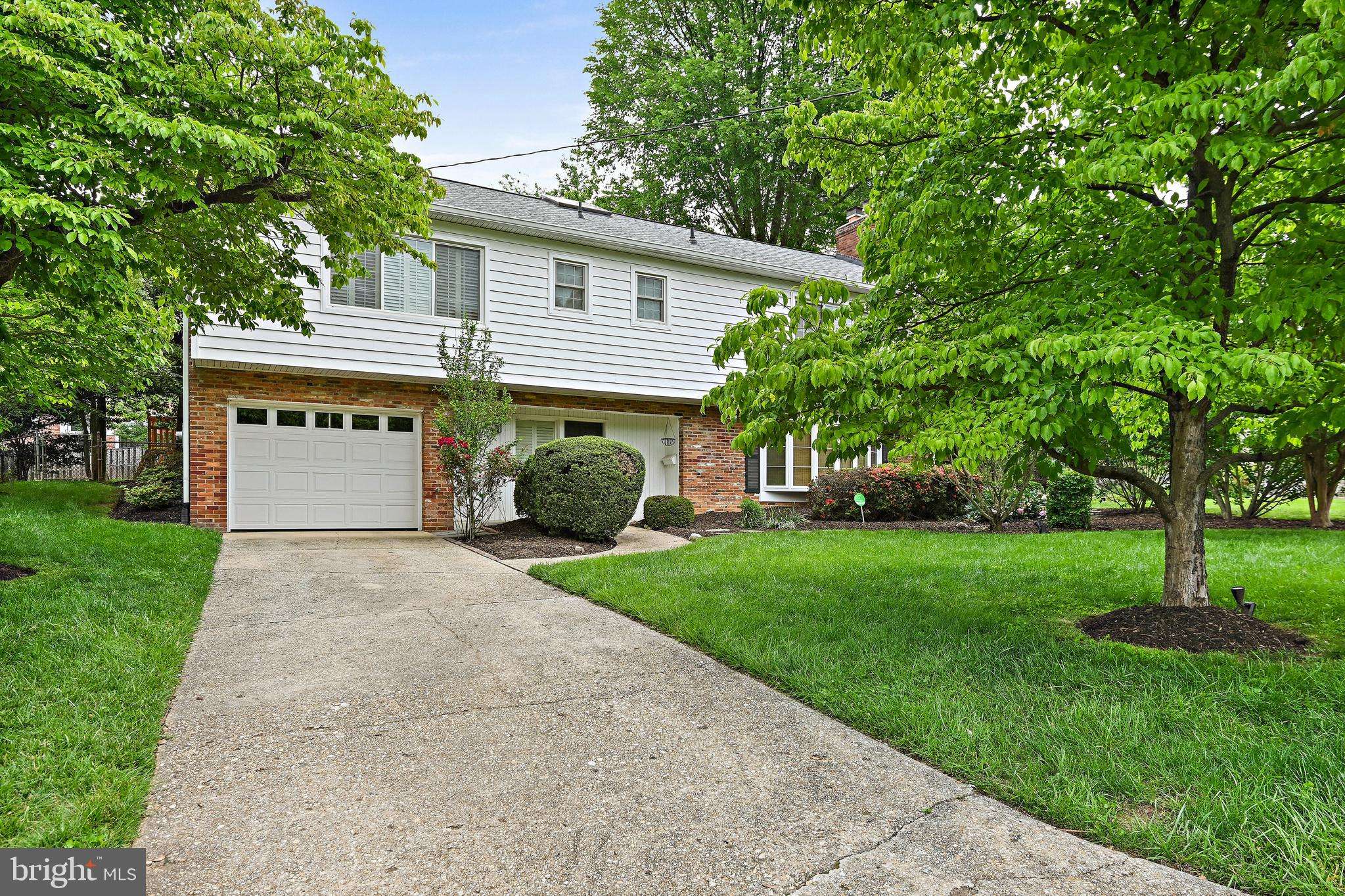 6212 LOCH RAVEN DR, Mclean, VA 22101