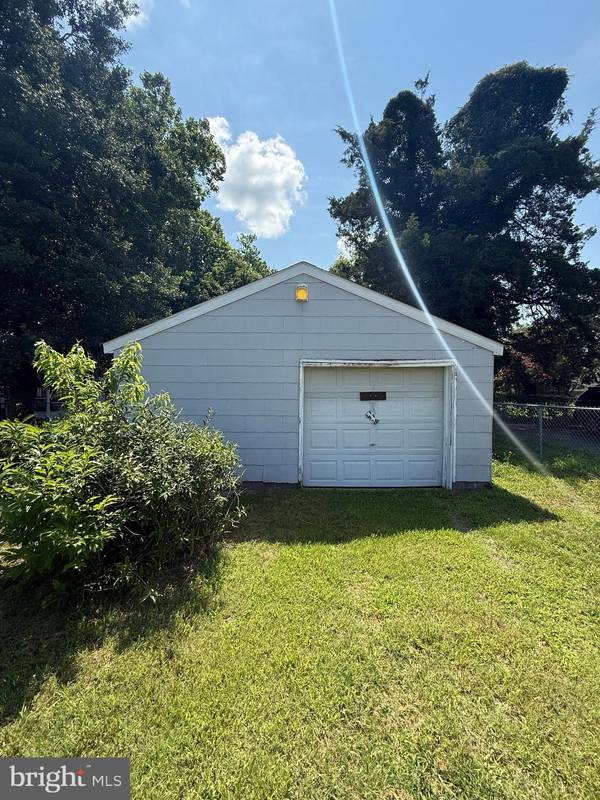 Salisbury, MD 21801,108 LIVINGSTON ST