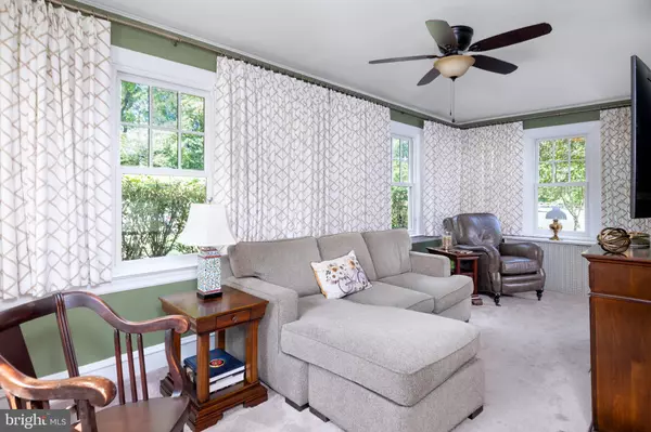 Yardley, PA 19067,16 EFFINGHAM RD