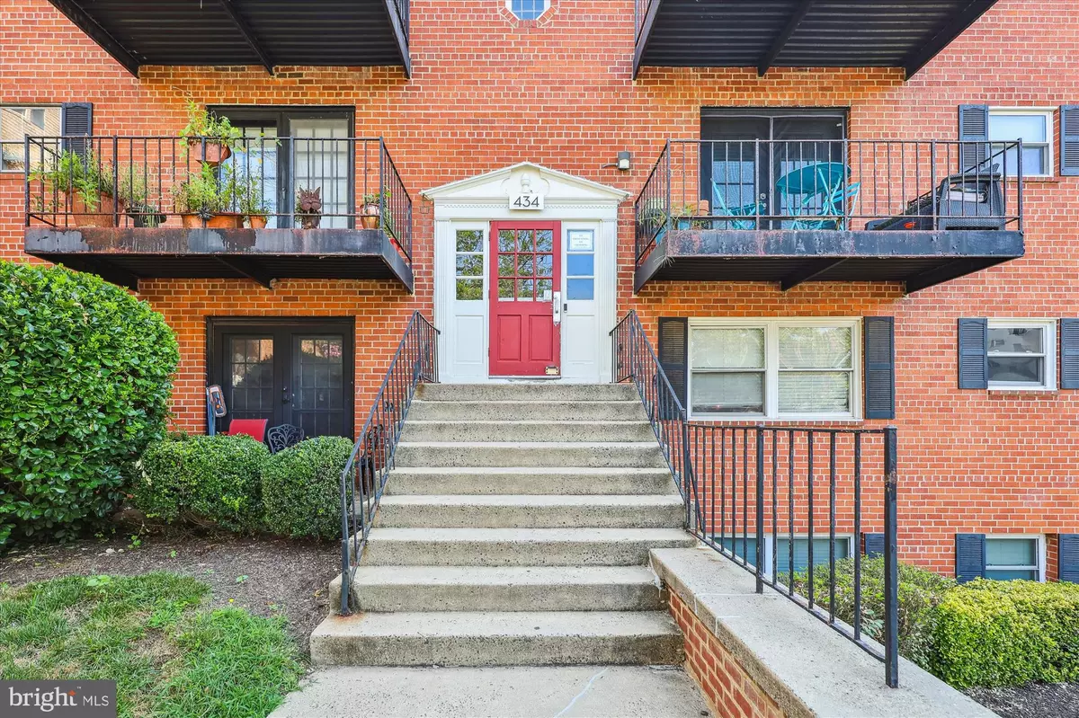 Alexandria, VA 22312,434 N ARMISTEAD ST #304