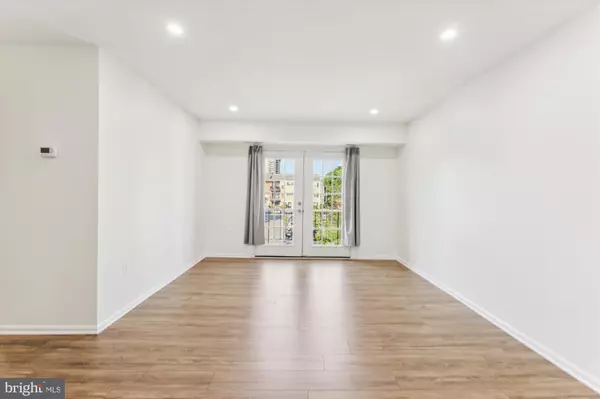Alexandria, VA 22312,434 N ARMISTEAD ST #304
