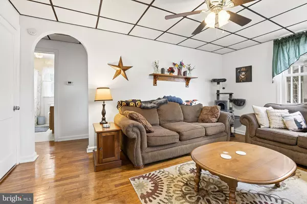 Columbia, PA 17512,806 S 16TH ST