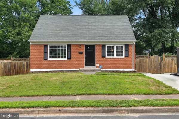 Woodbridge, VA 22193,13912 GUM LN