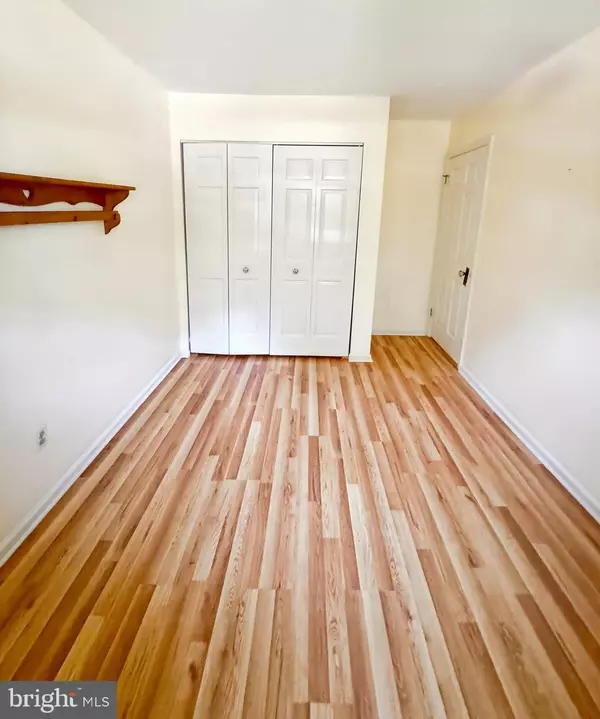 Pasadena, MD 21122,174 OAK DR