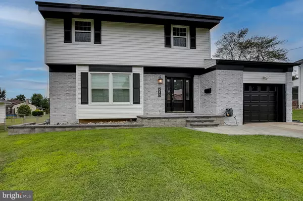2213 CHESTNUT HILL DR,  Cinnaminson,  NJ 08077