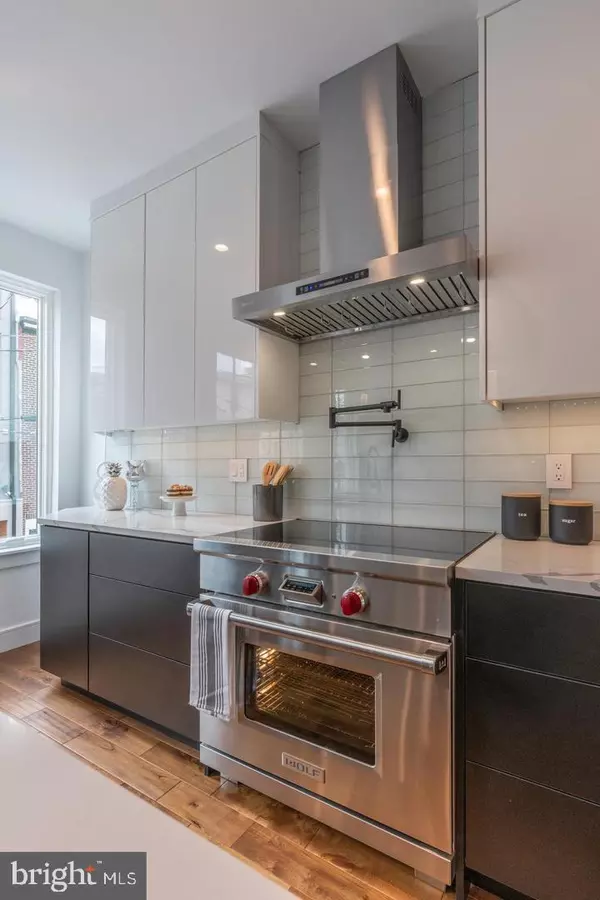 Philadelphia, PA 19123,1111 E DUNTON ST