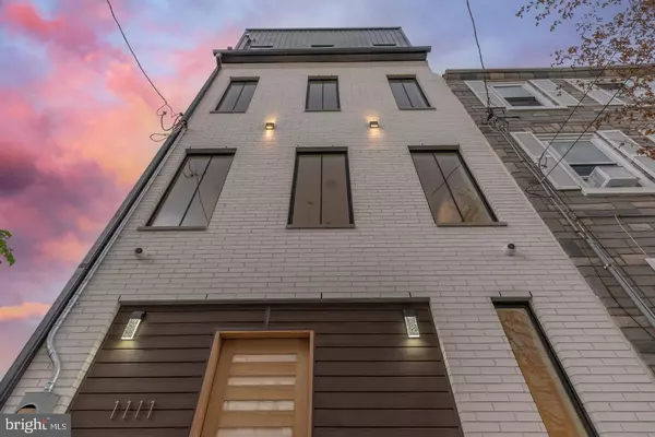 Philadelphia, PA 19123,1111 E DUNTON ST