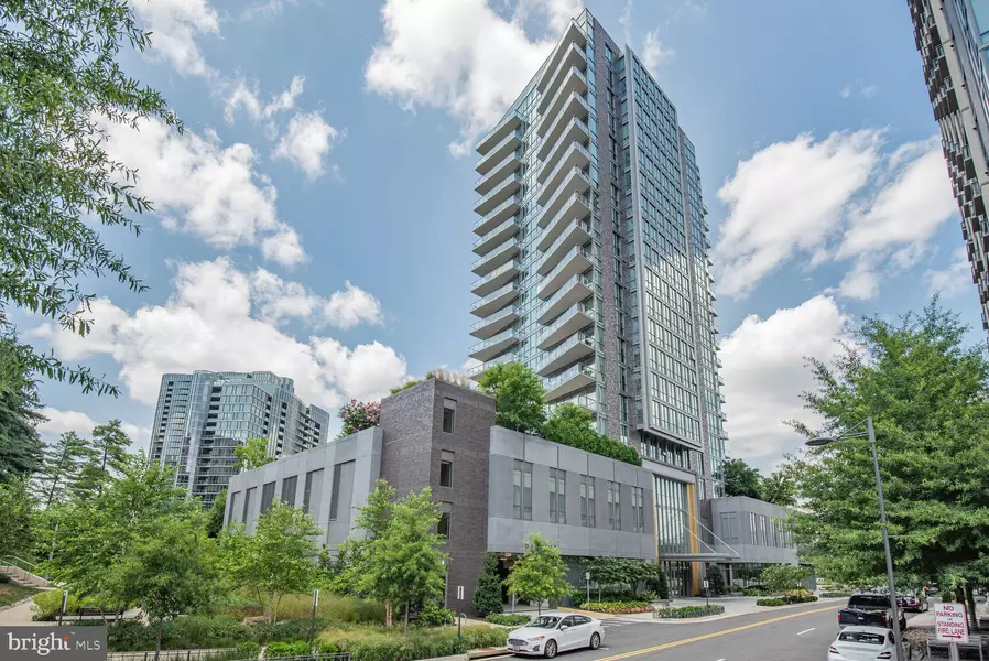 7887 JONES BRANCH DR #1004, Mclean, VA 22102