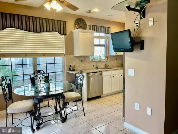 Warwick, PA 18974,3208 KNOX CT