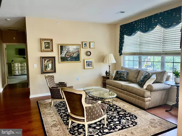 Warwick, PA 18974,3208 KNOX CT