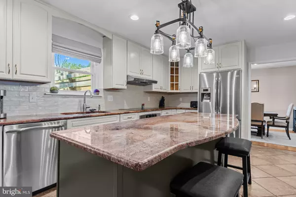 Southampton, PA 18966,43 HAMPTON DR