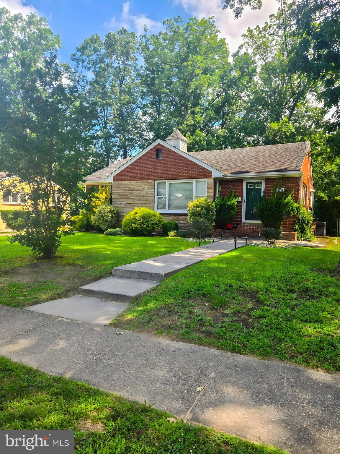 411 ARCH ST, Delran, NJ 08075