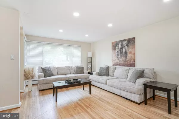 Delran, NJ 08075,411 ARCH ST