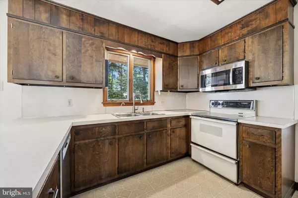 Phoenixville, PA 19460,139 ROSSITER AVE