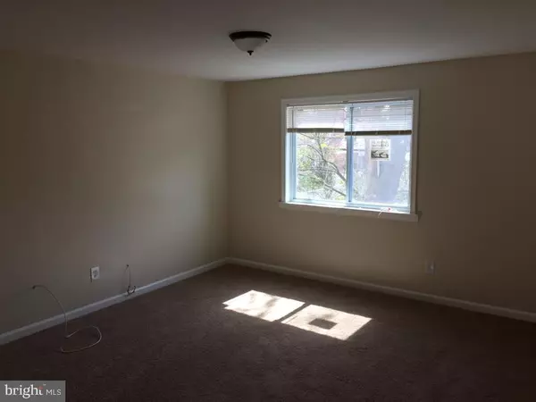 Washington, DC 20032,428 NEWCOMB ST SE