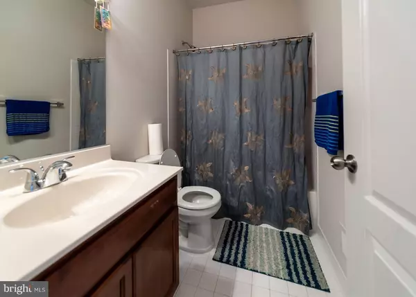 Triangle, VA 22172,4232 POTOMAC HIGHLANDS CIR