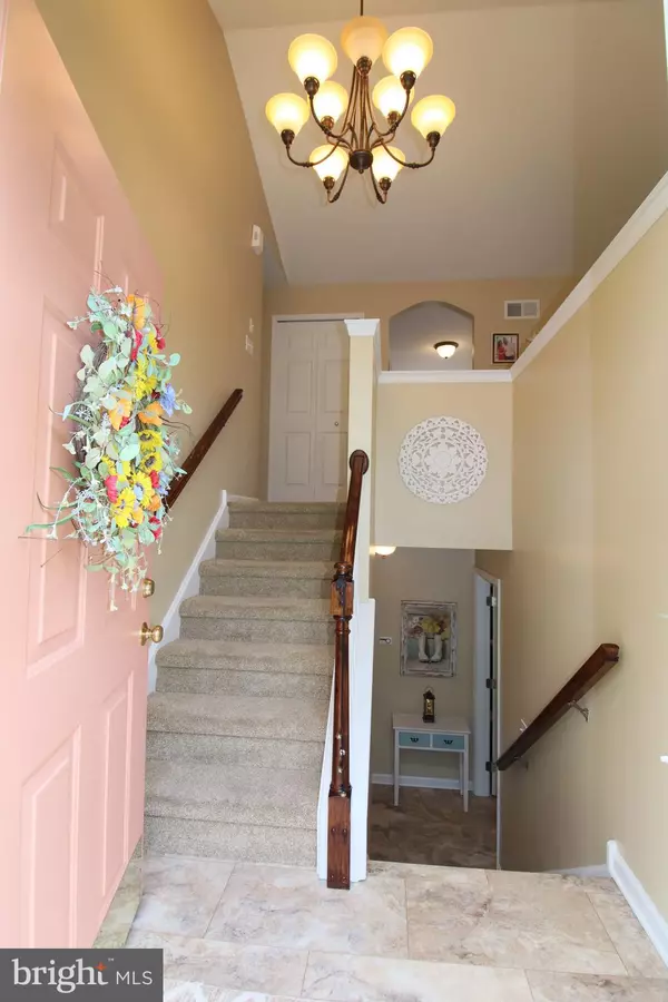 Manheim, PA 17545,523 MEADOWLARK LN