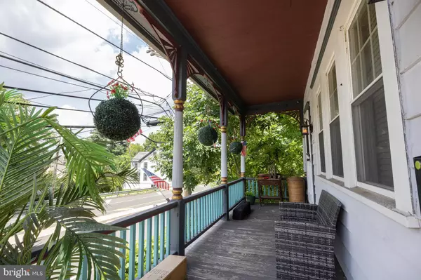 Lambertville, NJ 08530,132 S MAIN ST