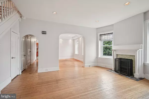 Philadelphia, PA 19111,8029 PINE RD
