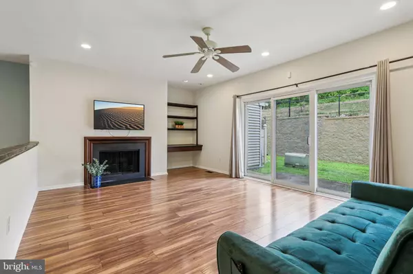 Cherry Hill, NJ 08034,611 KINGS CROFT