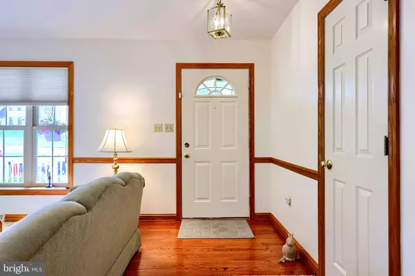 Lititz, PA 17543,23 FIELD LN
