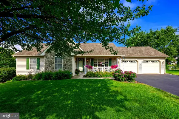 23 FIELD LN, Lititz, PA 17543