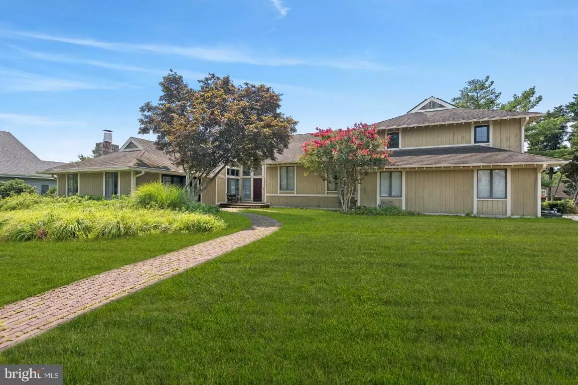 Absecon, NJ 08201,506 LAZY LN