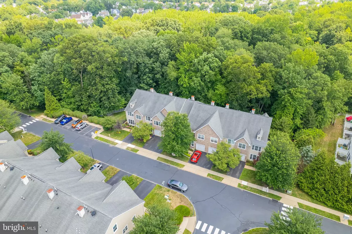 Old Bridge, NJ 08857,8 AMBER DR