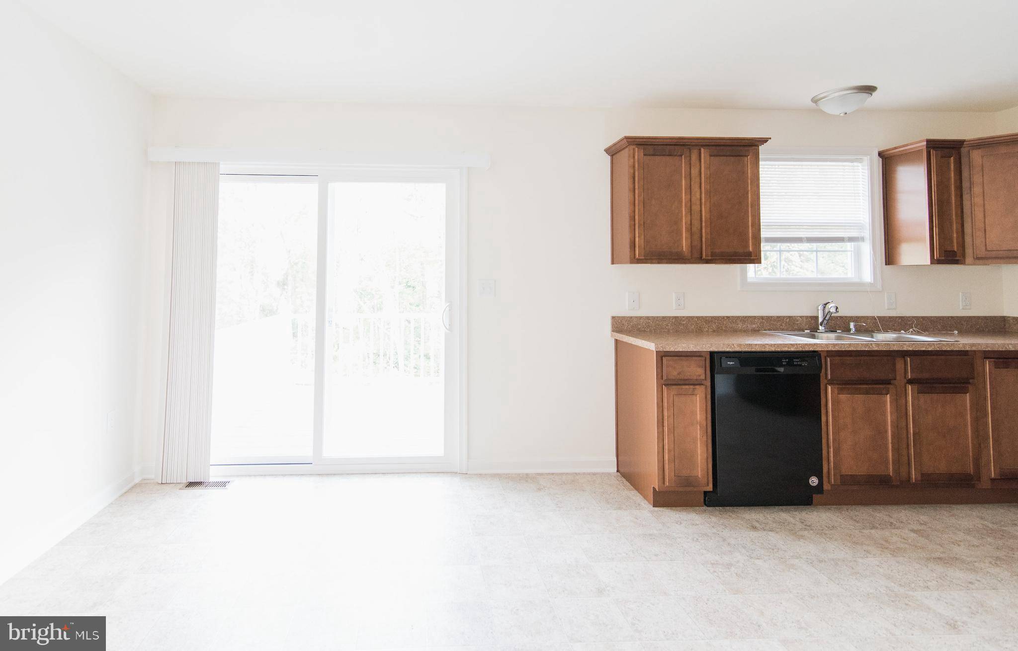 Hanover, PA 17331,116 BREEZEWOOD DRIVE