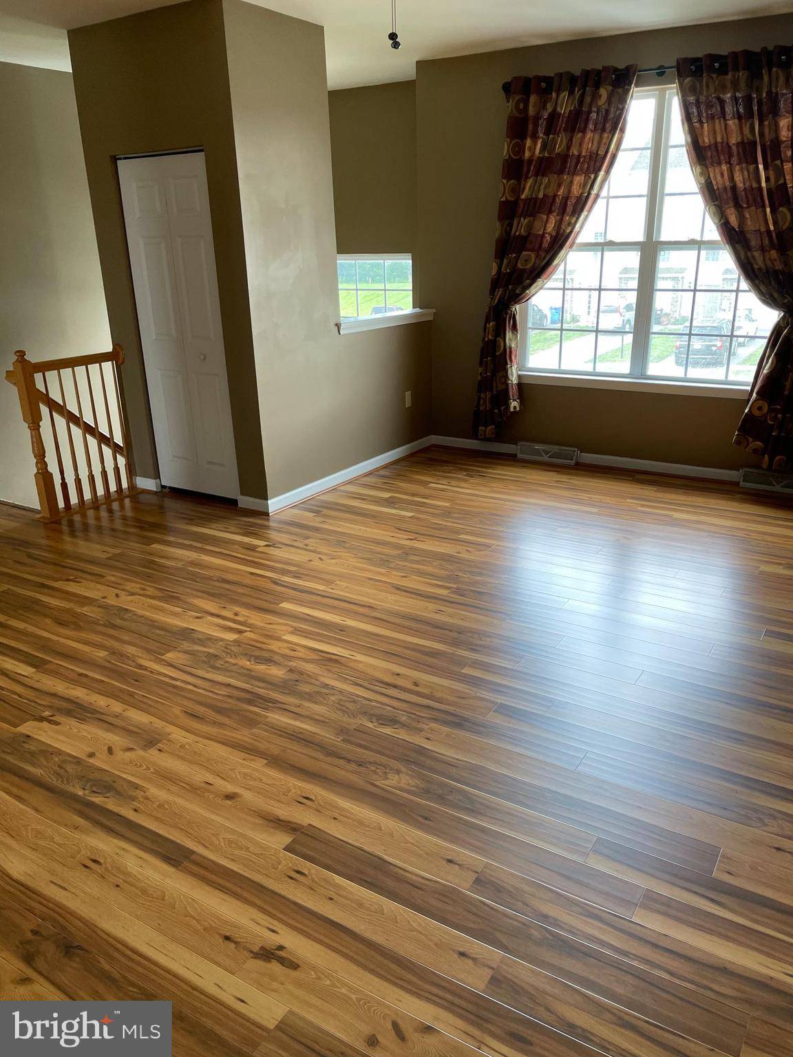 York, PA 17408,376 MESA LN