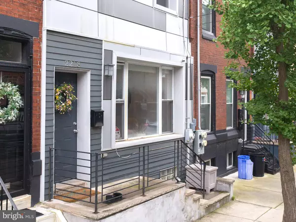 Philadelphia, PA 19146,2218 REED ST