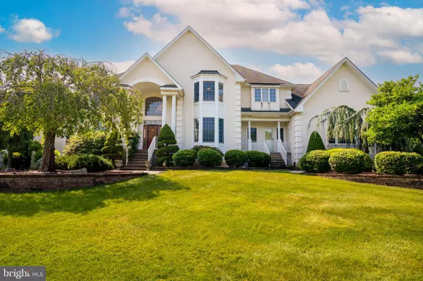Plainsboro, NJ 08536,19 MEADOWLARK DR