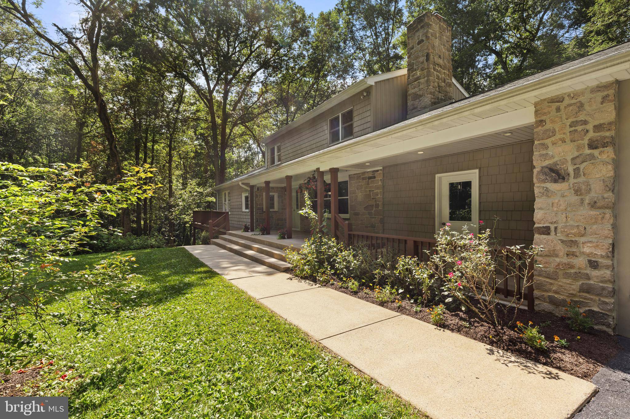 Lititz, PA 17543,226 ACORN LN