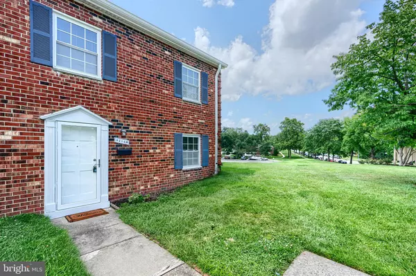 Laurel, MD 20723,9215 BRIDLE PATH LN #M