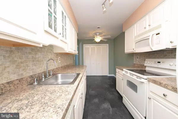 Haddonfield, NJ 08033,404-HADDON AVE HADDONFIELD COMMONS #404