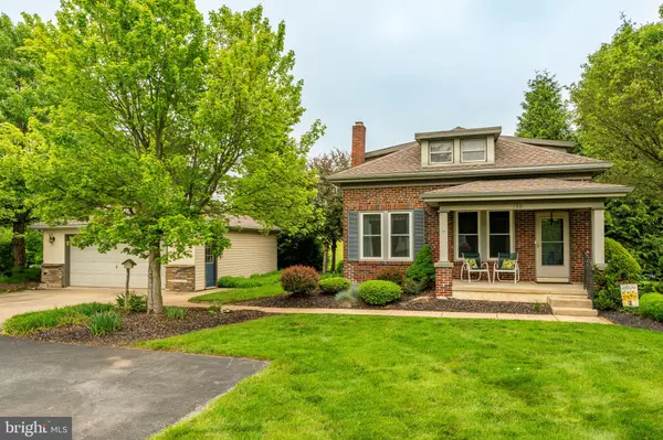 190 W MAIN ST, Reinholds, PA 17569