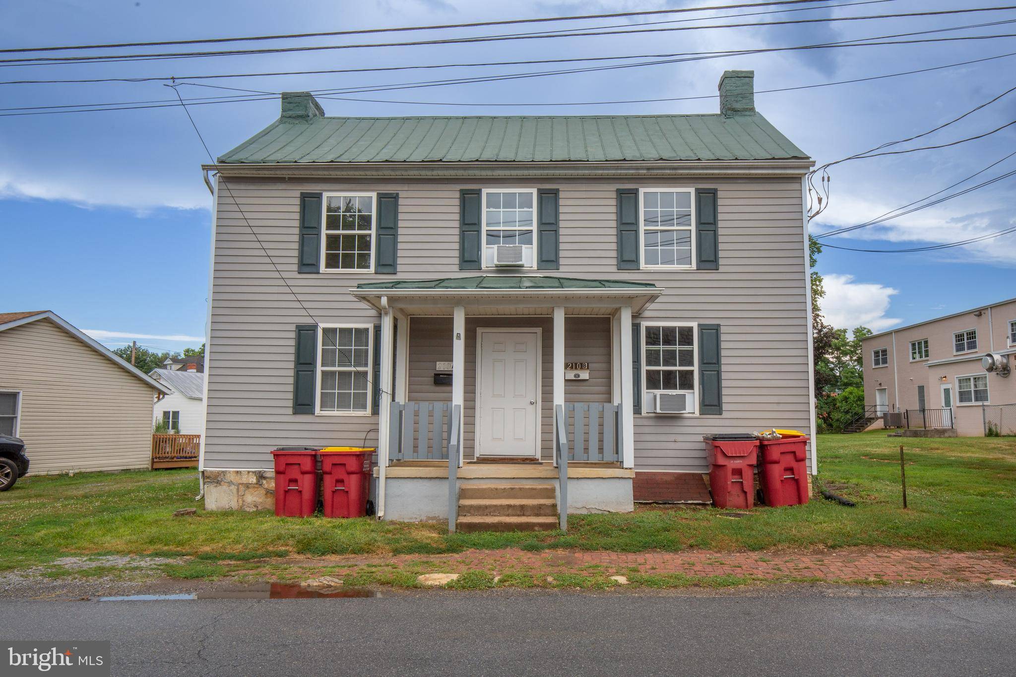 Charles Town, WV 25414,210-#A W NORTH ST