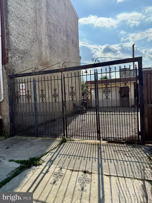 Philadelphia, PA 19122,2116 N 2ND ST